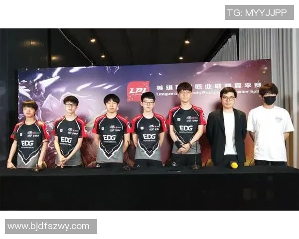 英雄联盟深度解析：揭开EDG战术背后的秘密与策略