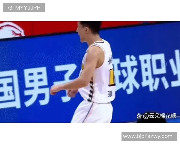 南京篮球队战术争议引发热议球迷观点各异分析战术成败因素 南京篮球队战术争议引发热议球迷观点各异分析战术成败因素